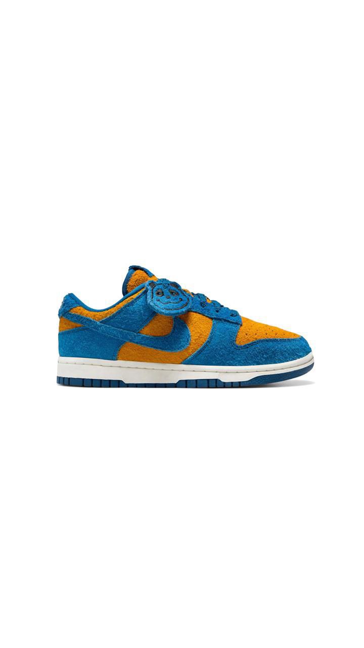 Nike DUNK LOW SE PANDAMONIUM OCHRE SUEDE(Size)-42